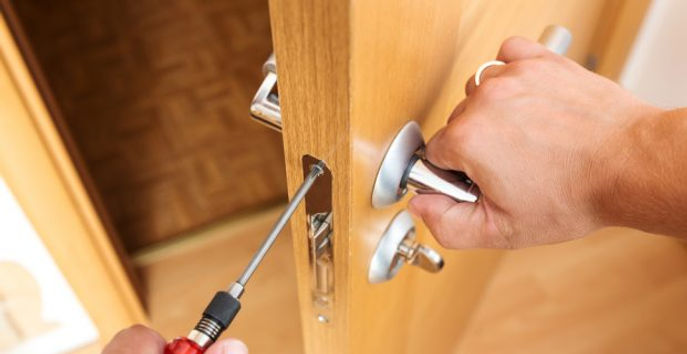 Residential-Locksmith-in-queens-new-york.-call-nowjpg.jpg